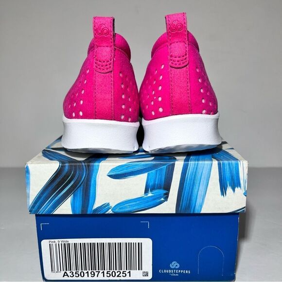 Clarks Allena Sea CLOUDSTEPPERS Perforated Slip-On - Picture 6 of 7